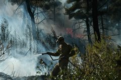 Μόνο ντροπή για τους ήρωες των πυρκαγιών… (pics)