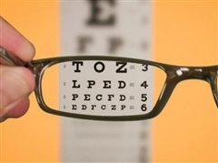 Αποζημίωση οπτικών πώς θα πάρετε 100 ευρώ από τον ΕΟΠΥΥ για γυαλιά οράσεως