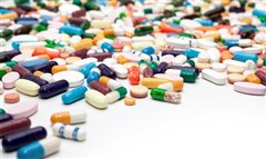 1 στους 2 Έλληνες παίρνουν συμπληρώματα διατροφής