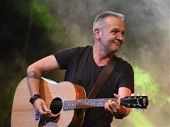 Ο Χρήστος Θηβαίος στο Θέατρο Βράχων