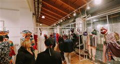 Έκθεση αποκριάτικων κουστουμιών στην Αγορά Αργύρη στην Πάτρα