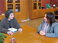 Καλαμαριά: Με την δήμαρχο κα Αράπογλου, συναντήθηκε η κόρη του Μίκη Θεοδωράκη, Μαργαρίτα (φωτο)