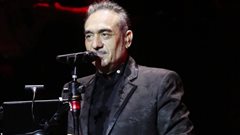 Νότης Σφακιανάκης: Επιστρέφει μετά από 3 χρόνια, έτσι όπως δεν το περίμενε κανεις