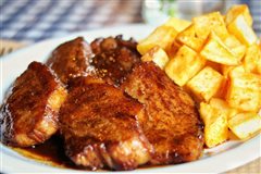 Με 20€ τρως σαν βασιλιάς: 3 ταβέρνες- θησαυρός με τεράστιες μερίδες και εξαιρετικές τιμές (Pics)